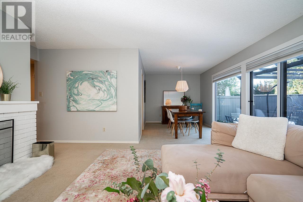 1041 Heritage Boulevard, North Vancouver, British Columbia  V7J 3G7 - Photo 5 - R2967600