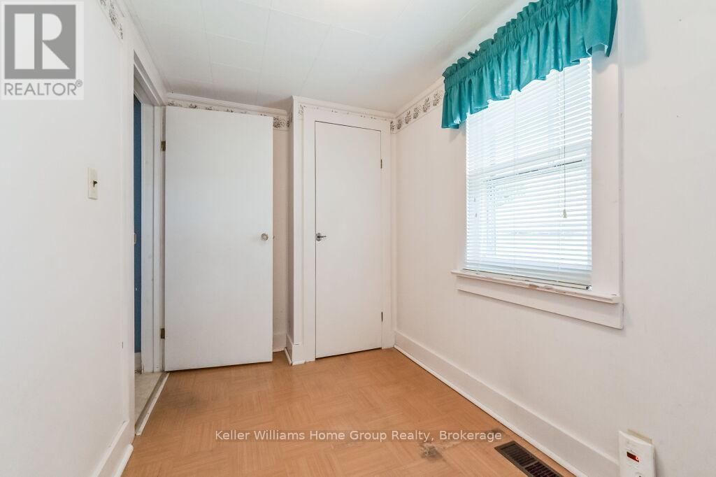 19 Peel Street W, Mapleton, Ontario  N0B 1A0 - Photo 20 - X12026738