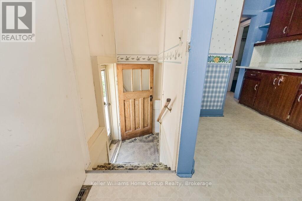 19 Peel Street W, Mapleton, Ontario  N0B 1A0 - Photo 25 - X12026738