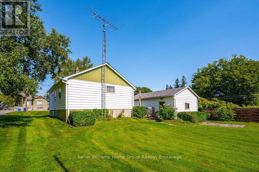 19 Peel Street W, Mapleton, Ontario  N0B 1A0 - Photo 32 - X12026738