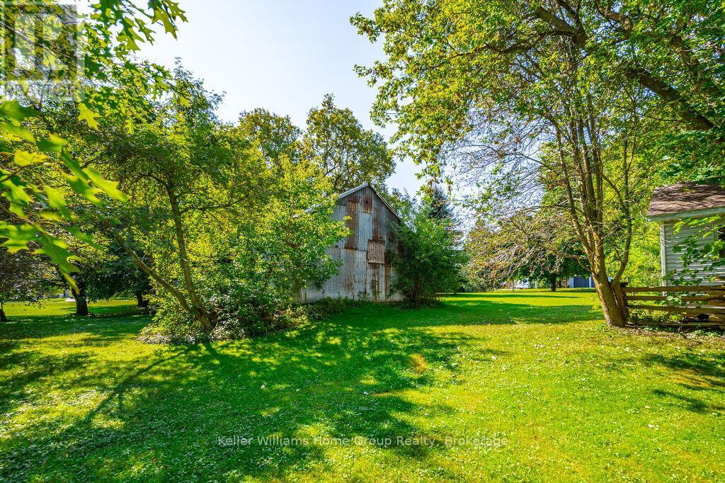 19 Peel Street W, Mapleton, Ontario  N0B 1A0 - Photo 37 - X12026738