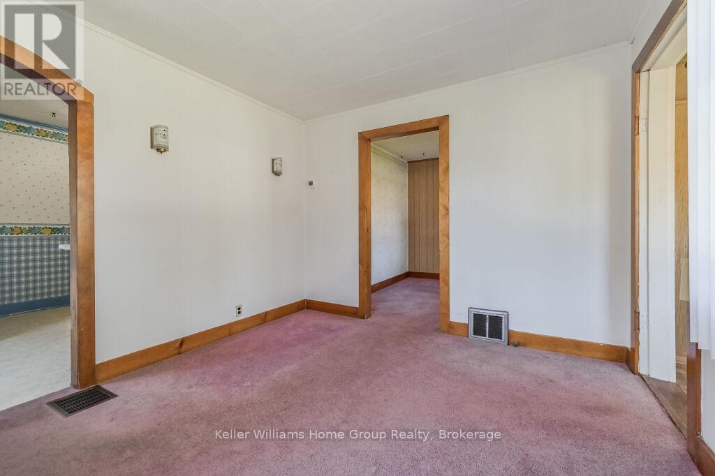 19 Peel Street W, Mapleton, Ontario  N0B 1A0 - Photo 8 - X12026738
