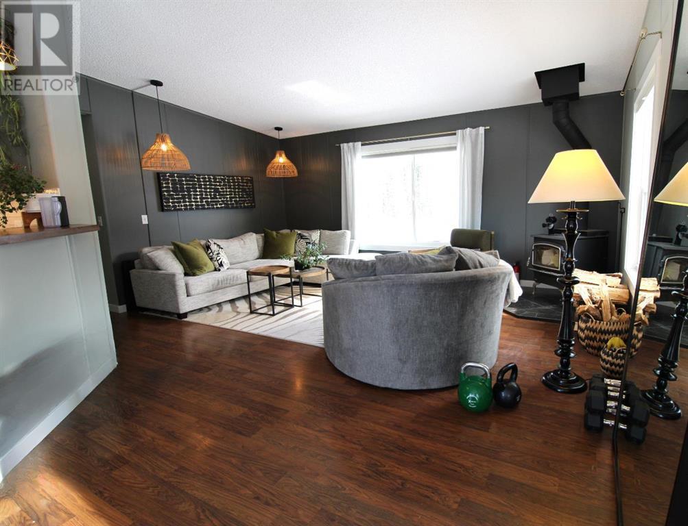 1376 732 Township, M.d. Of, Alberta  T0H 0E7 - Photo 3 - A2203435