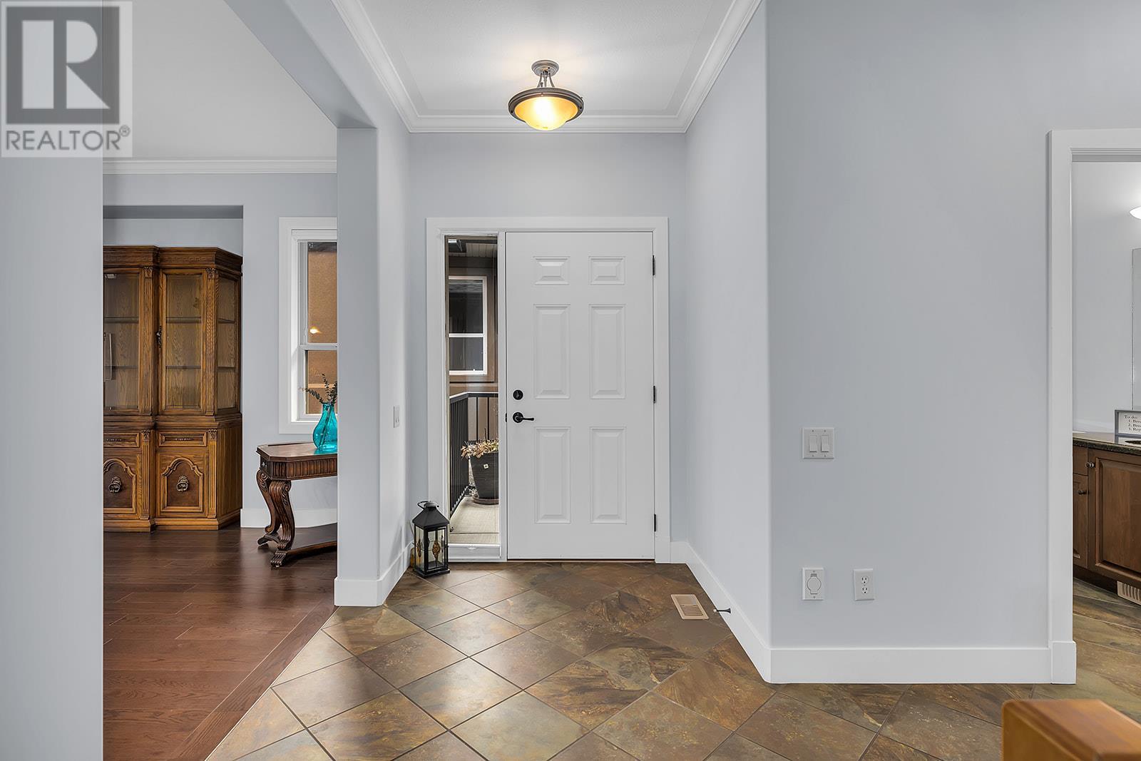 Property at 3802 Siringo Lane image 4