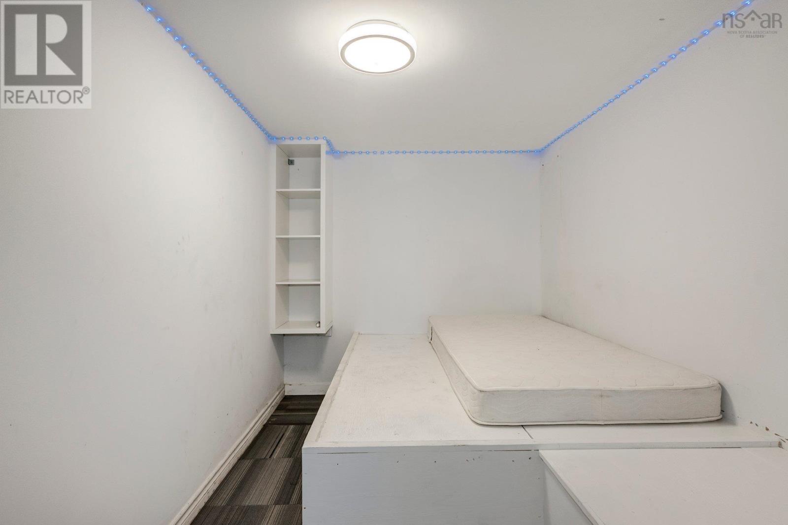 2 Torrington Drive, Halifax, Nova Scotia  B3M 1Y2 - Photo 32 - 202505207