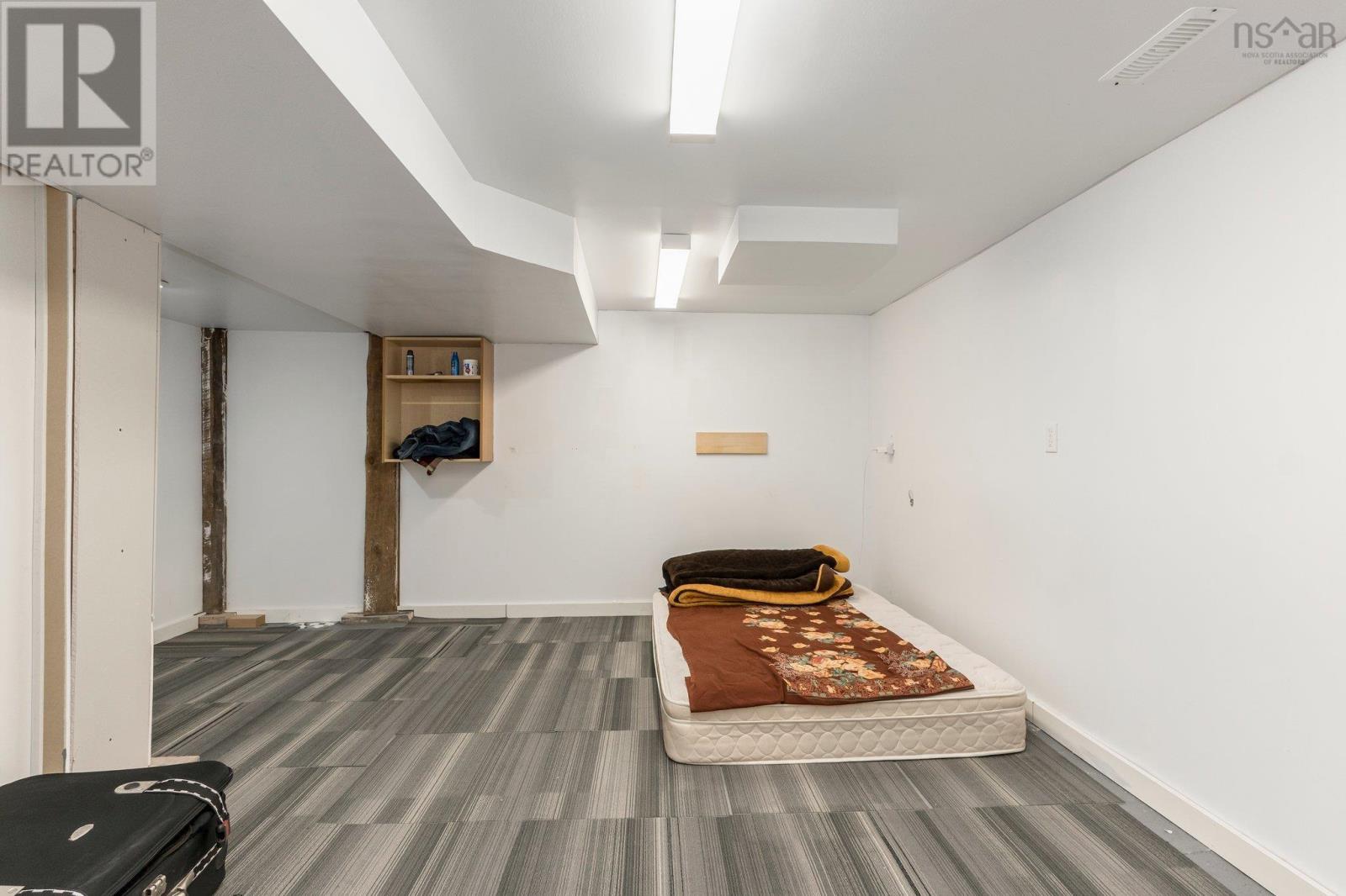 2 Torrington Drive, Halifax, Nova Scotia  B3M 1Y2 - Photo 37 - 202505207