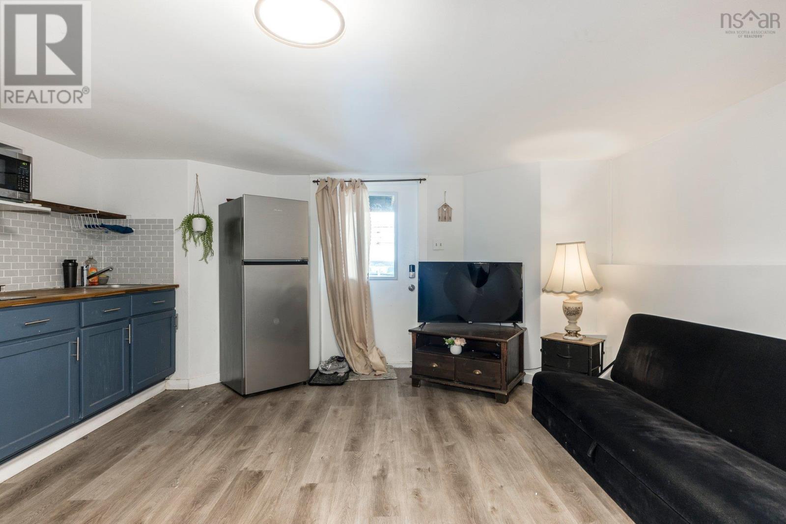 2 Torrington Drive, Halifax, Nova Scotia  B3M 1Y2 - Photo 40 - 202505207