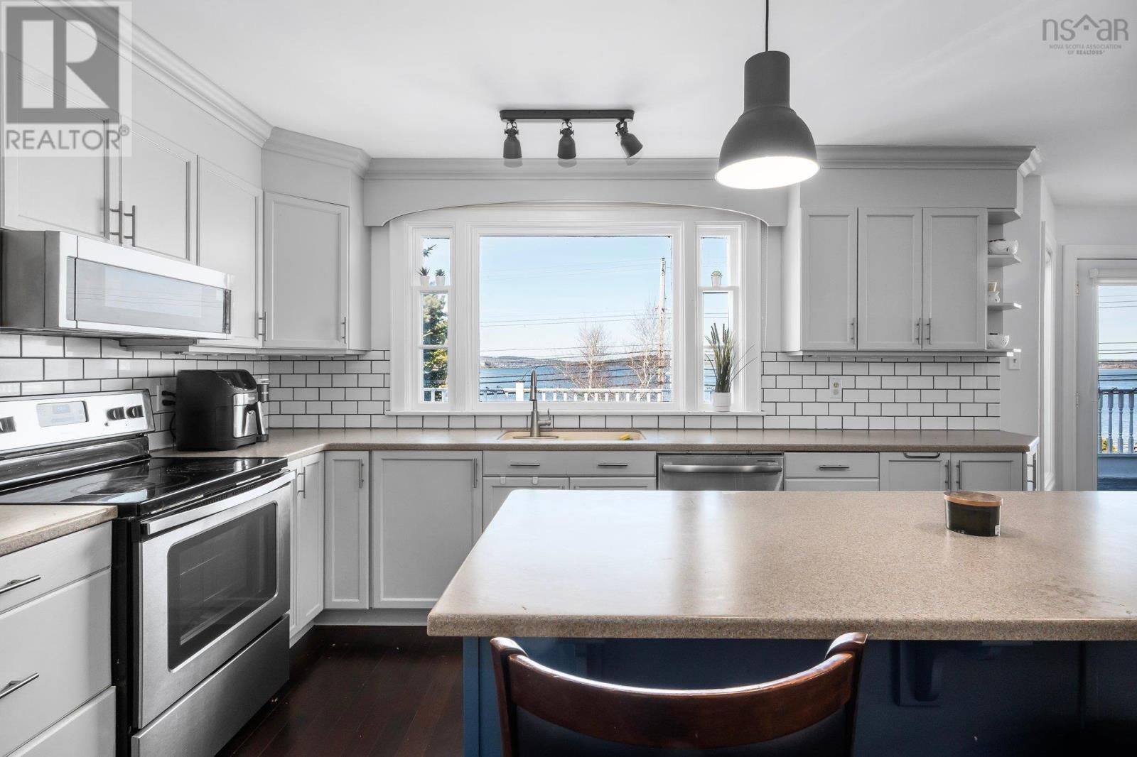 2 Torrington Drive, Halifax, Nova Scotia  B3M 1Y2 - Photo 8 - 202505207