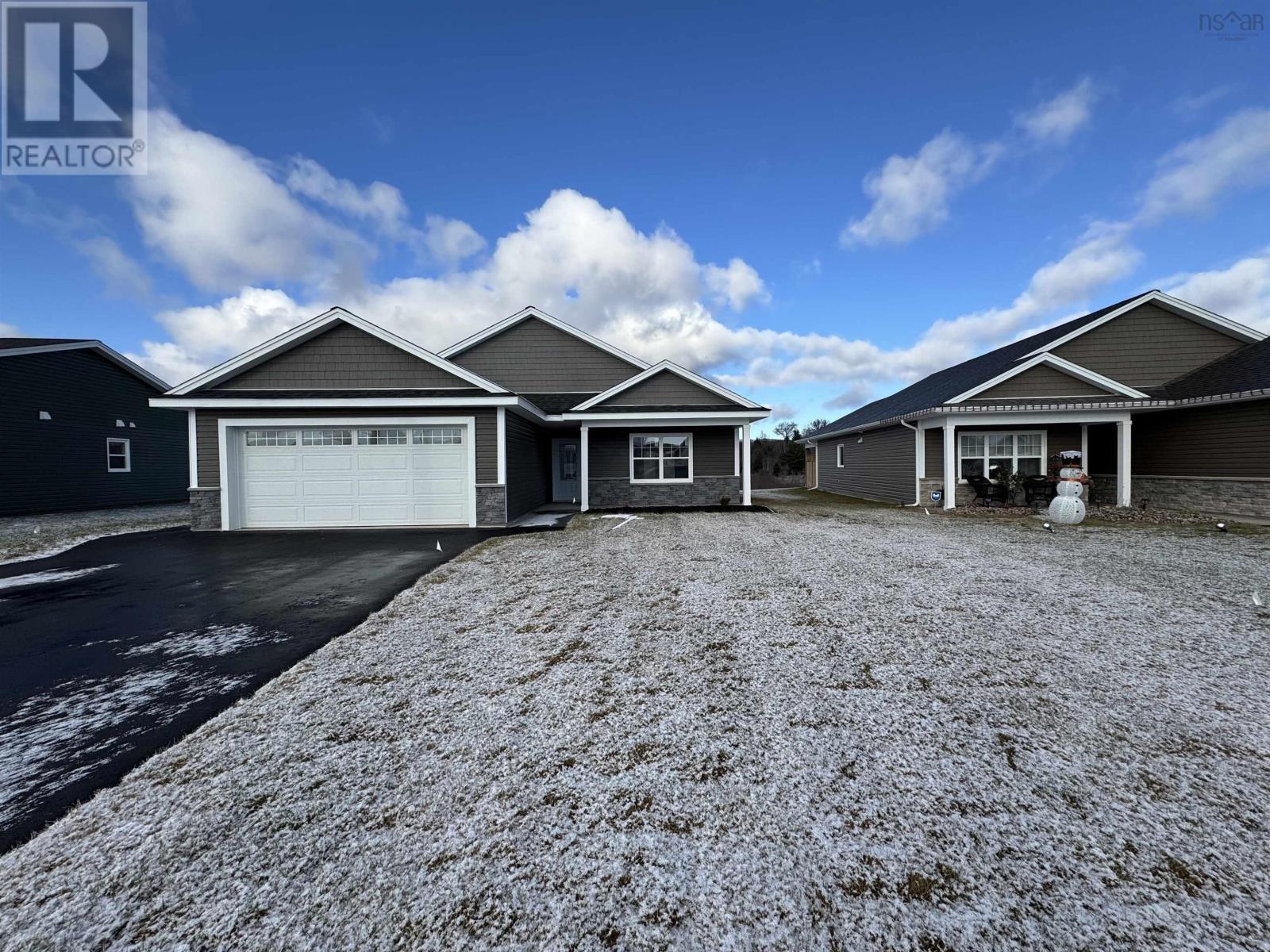 88 Thistle Street, Falmouth, Nova Scotia  B0N 2T0 - Photo 2 - 202408481