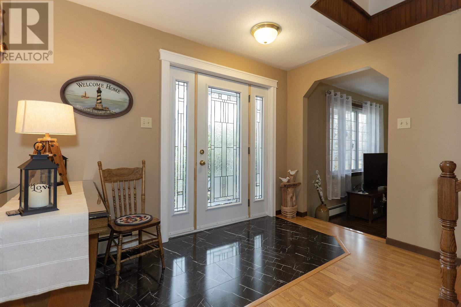 6 Arlington Avenue, Amherst, Nova Scotia  B4H 2S7 - Photo 8 - 202505209