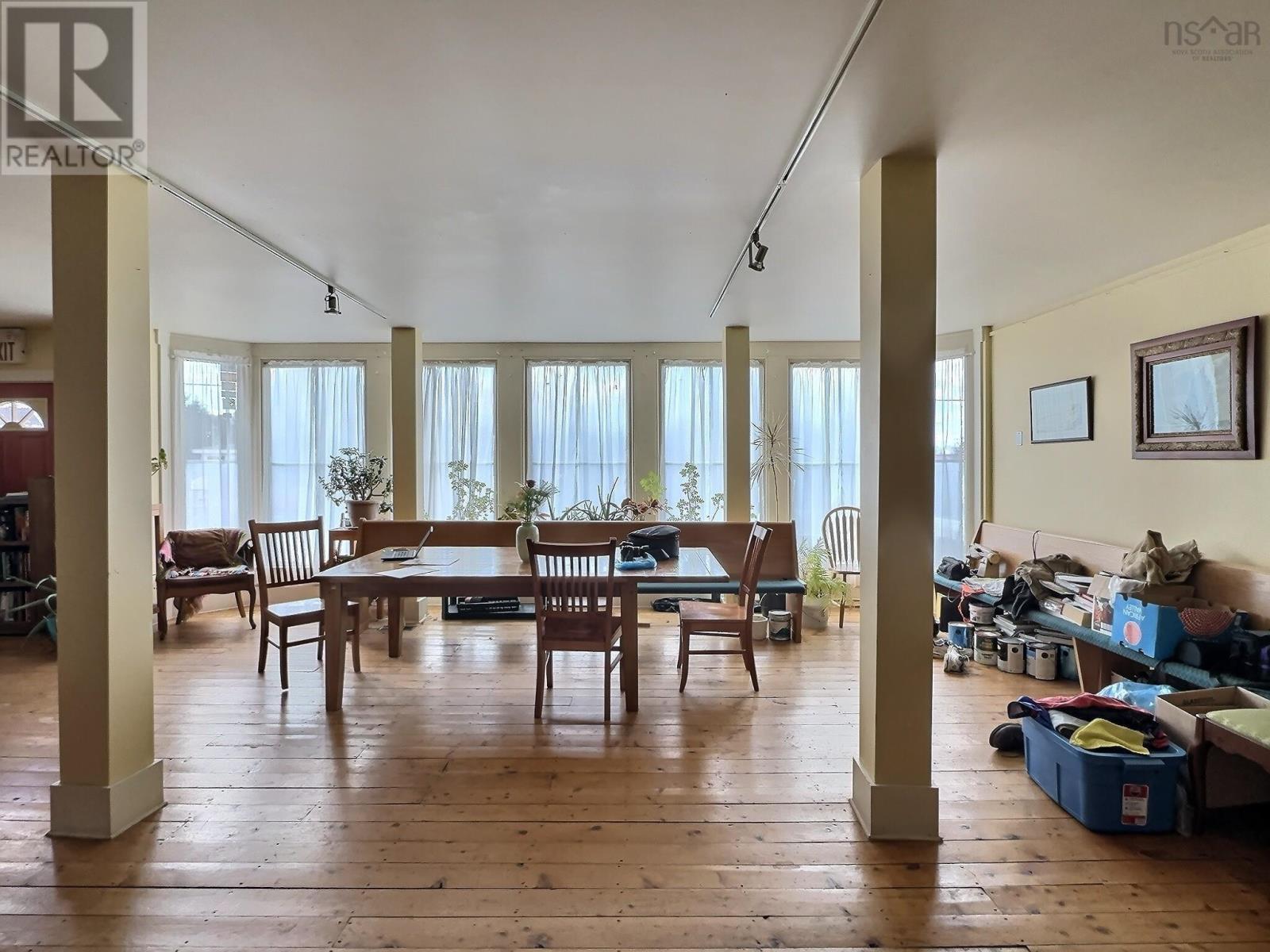 951 Highway 2, Five Islands, Nova Scotia  B0M 1K0 - Photo 7 - 202505210