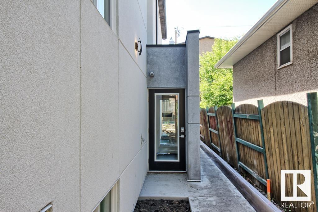 Property at 9859 85 AV NW image 3