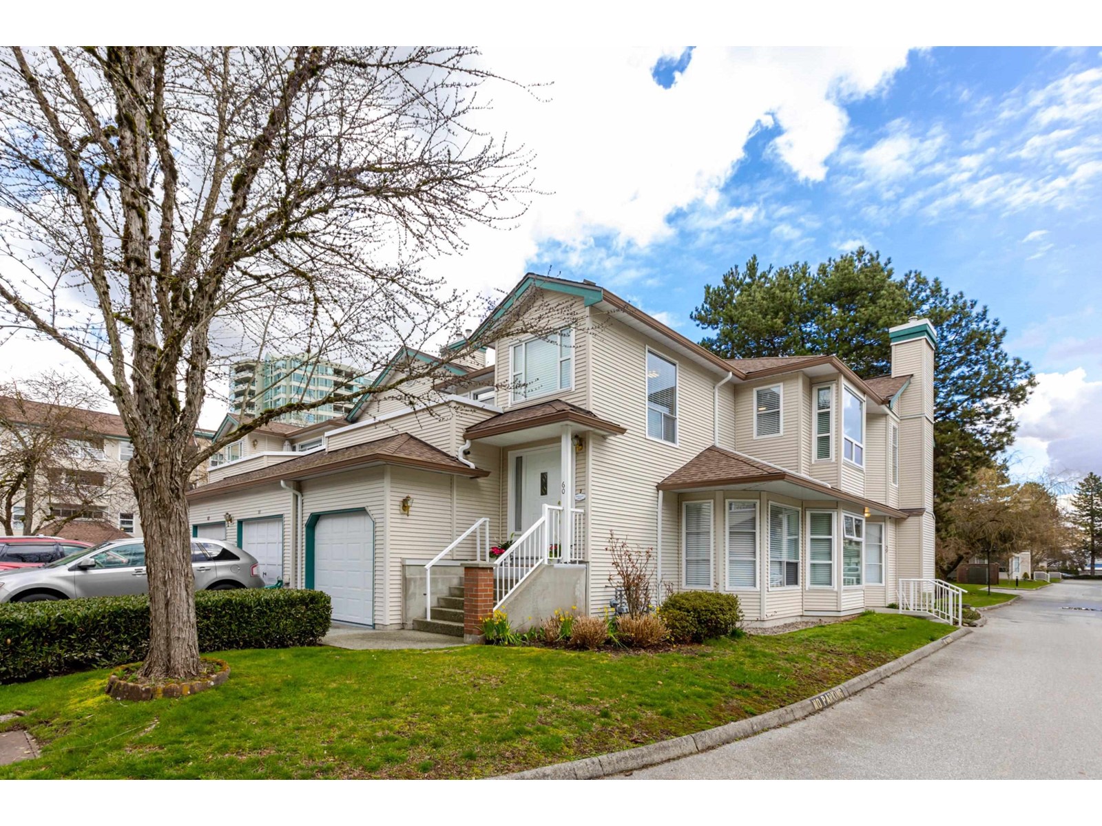 60 10038 150 Street, Surrey, British Columbia  V3R 0M8 - Photo 1 - R2977842