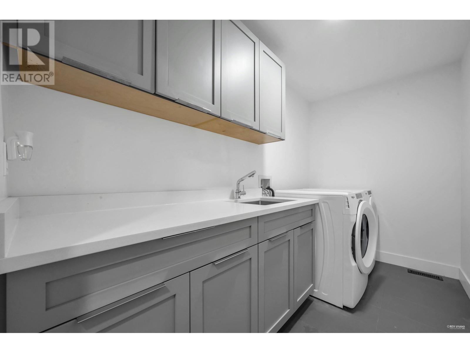 3 3535 Princeton Avenue, Coquitlam, British Columbia  V3E 0P1 - Photo 34 - R2979219