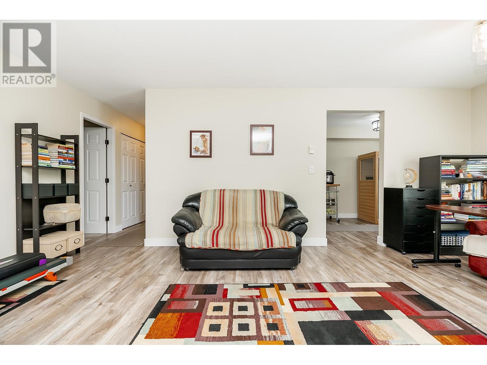 102 2285 Welcher Avenue, Port Coquitlam, British Columbia  V3C 1X2 - Photo 3 - R2979224