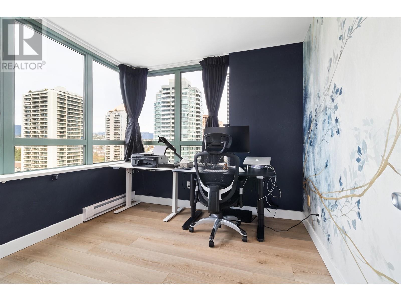 Listing Picture 16 of 33 : 1402 4388 BUCHANAN STREET, Burnaby / 本拿比 - 魯藝地產 Yvonne Lu Group - MLS Medallion Club Member