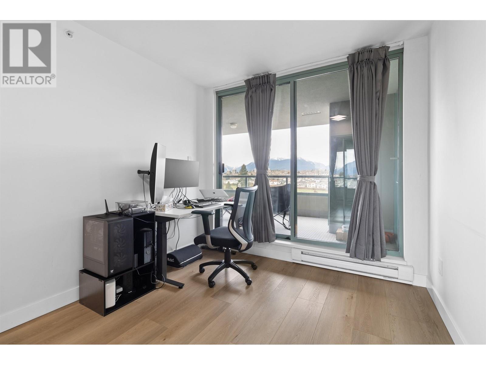 Listing Picture 17 of 33 : 1402 4388 BUCHANAN STREET, Burnaby / 本拿比 - 魯藝地產 Yvonne Lu Group - MLS Medallion Club Member