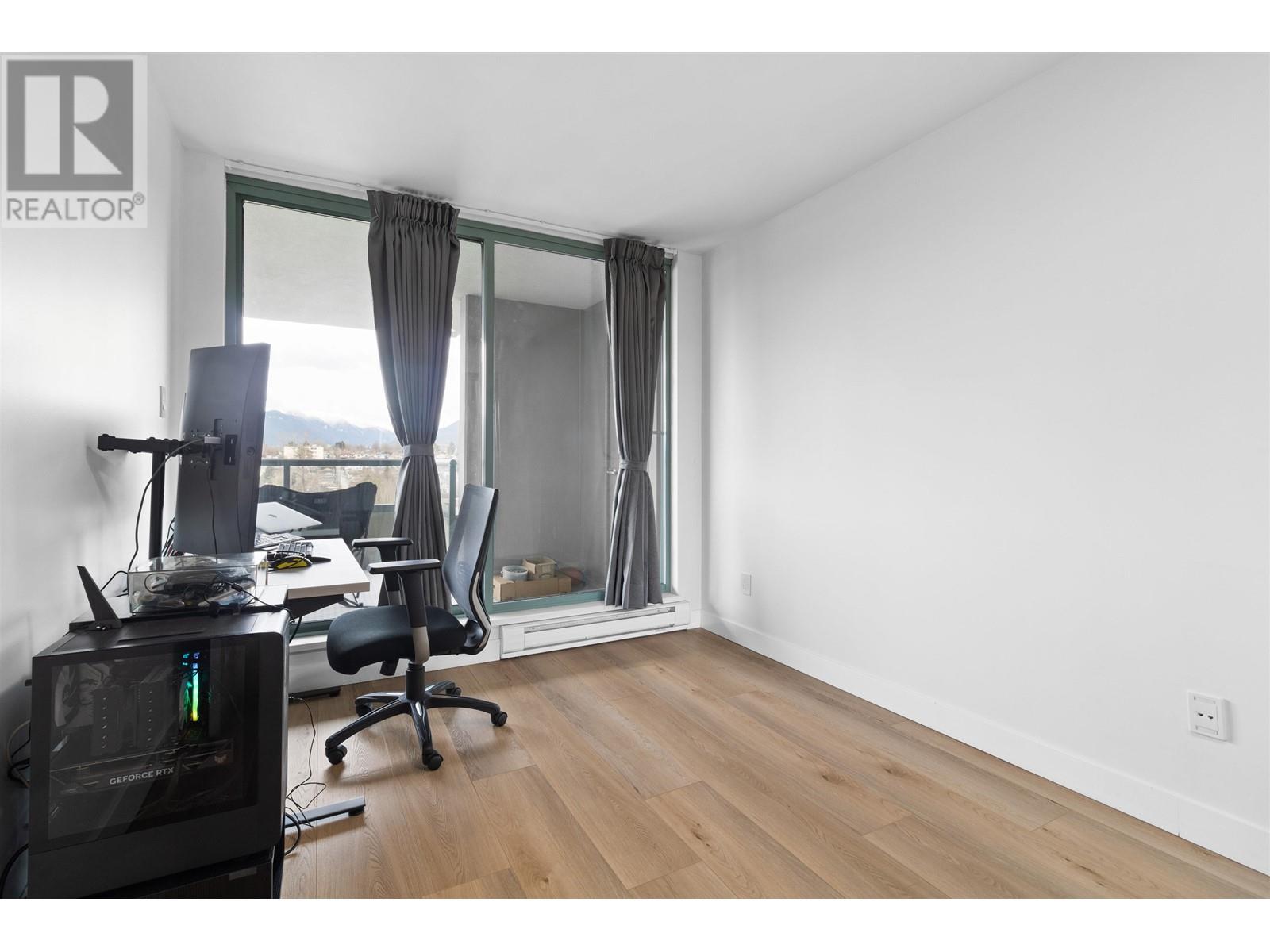 Listing Picture 19 of 33 : 1402 4388 BUCHANAN STREET, Burnaby / 本拿比 - 魯藝地產 Yvonne Lu Group - MLS Medallion Club Member