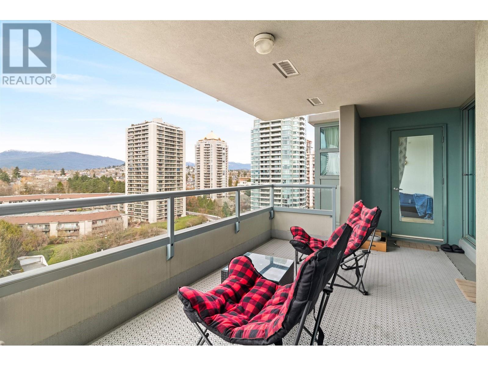 Listing Picture 24 of 33 : 1402 4388 BUCHANAN STREET, Burnaby / 本拿比 - 魯藝地產 Yvonne Lu Group - MLS Medallion Club Member