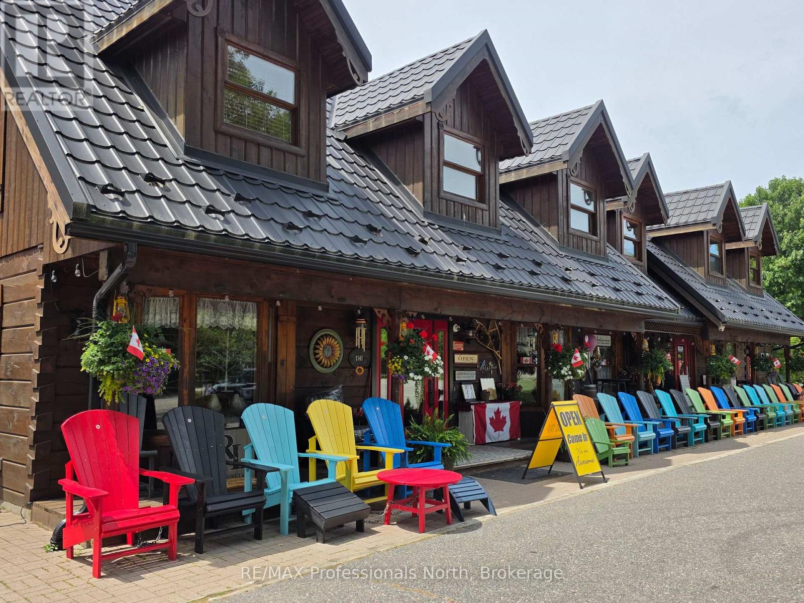 1141 Kennisis Lake Road, Dysart Et Al (Guilford), Ontario  K0M 1S0 - Photo 3 - X12023846