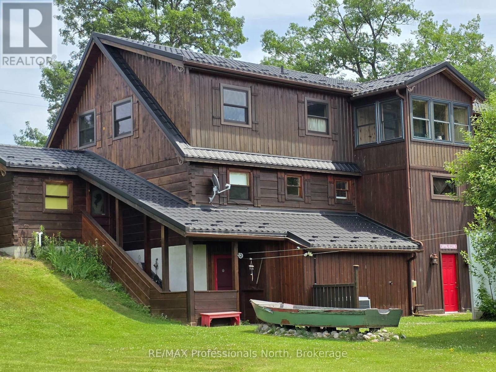 1141 Kennisis Lake Road, Dysart Et Al (Guilford), Ontario  K0M 1S0 - Photo 42 - X12023846