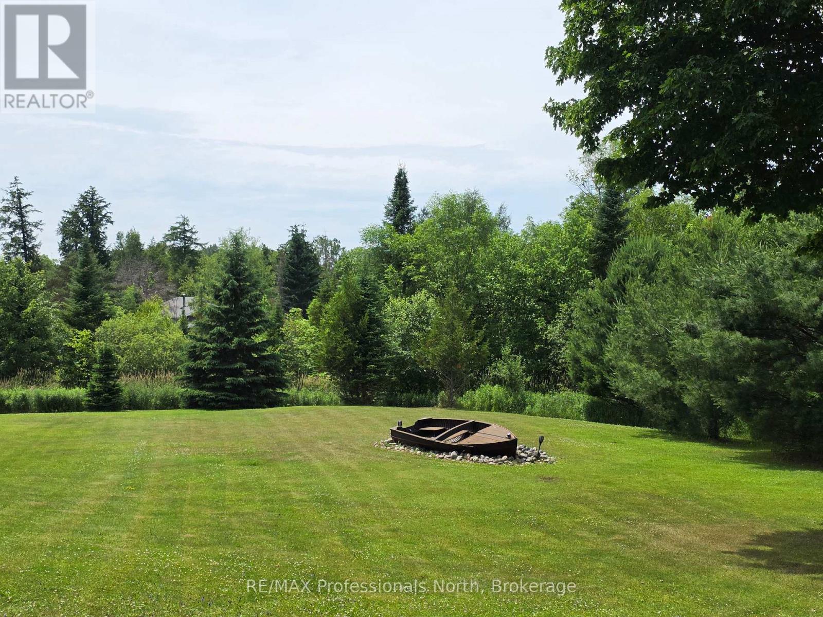 1141 Kennisis Lake Road, Dysart Et Al (Guilford), Ontario  K0M 1S0 - Photo 44 - X12023846