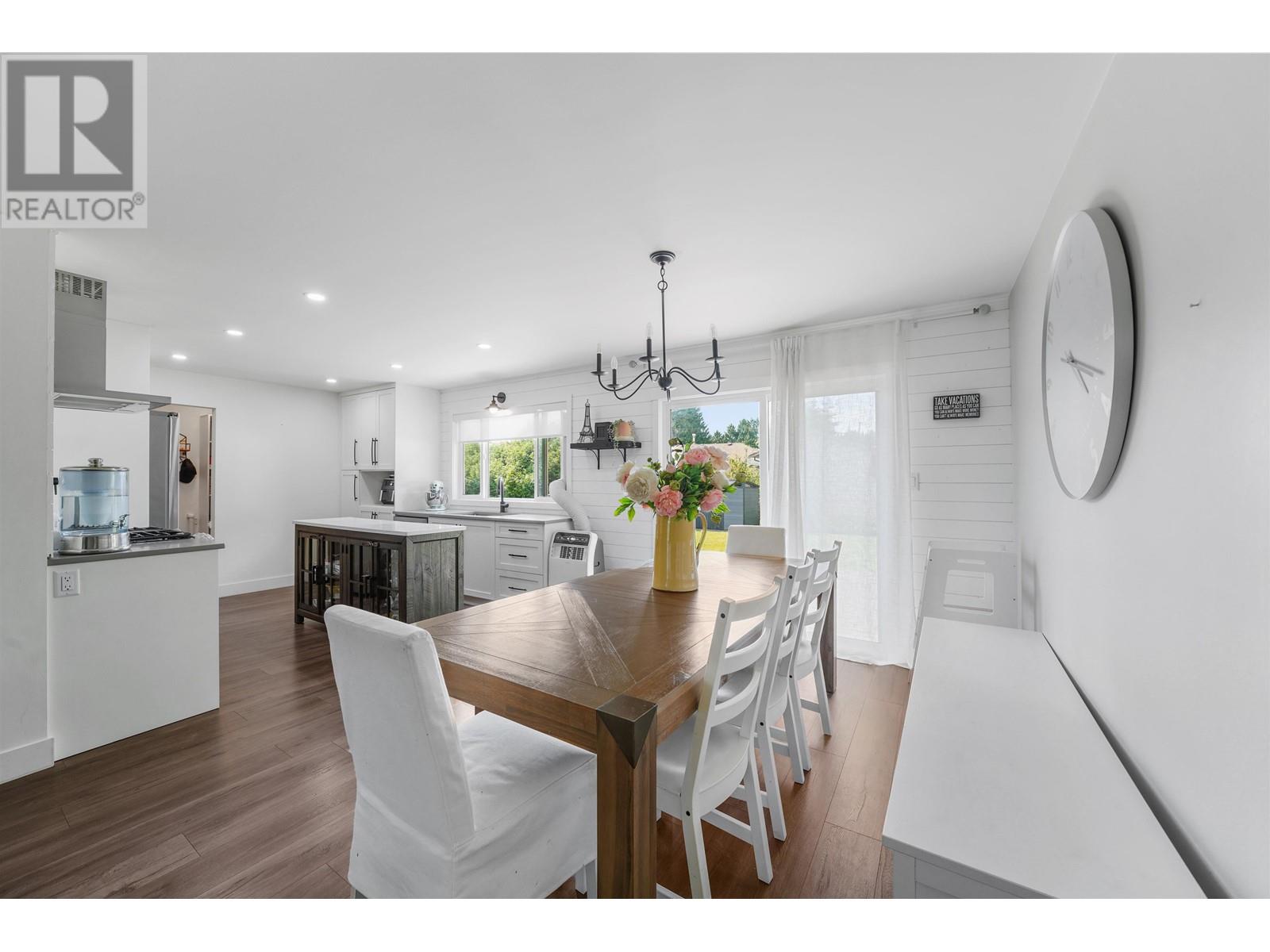 20141 Hampton Street, Maple Ridge, British Columbia  V2X 0M7 - Photo 8 - R2979237