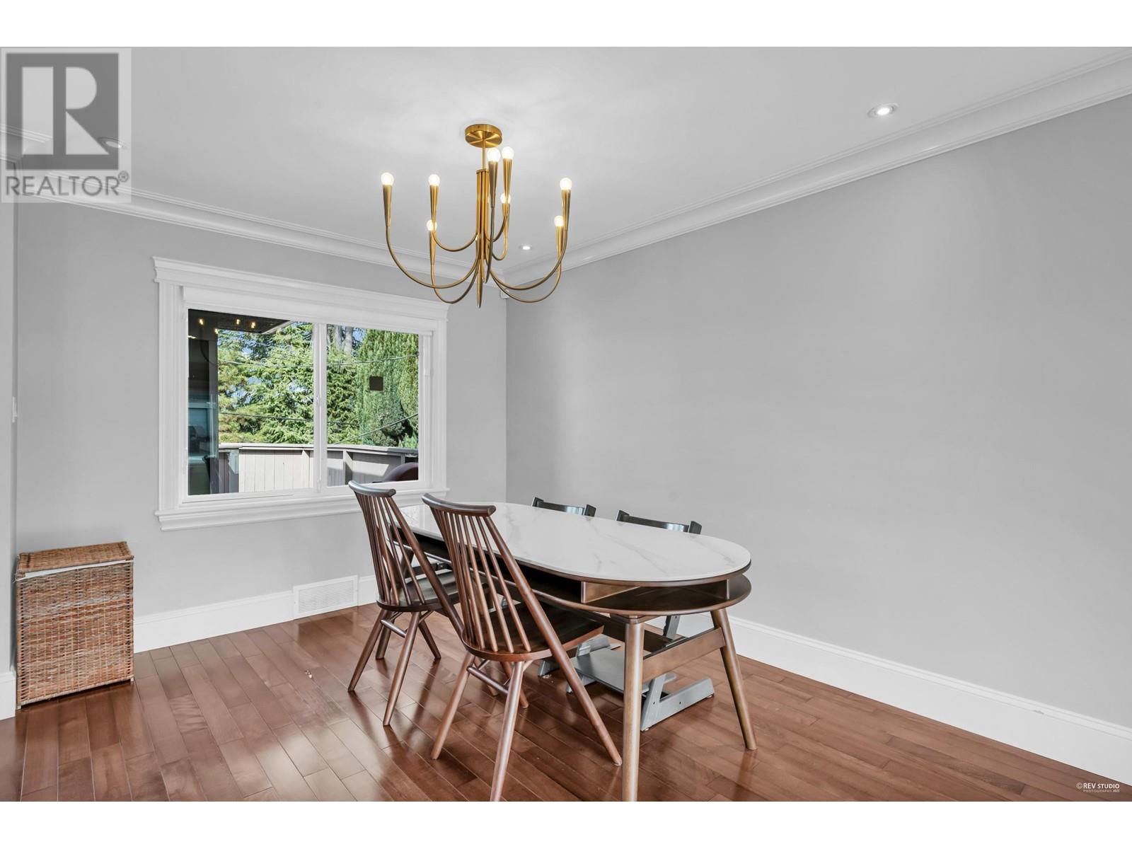 4421 Price Crescent, Burnaby, British Columbia  V5G 2N5 - Photo 12 - R2979256