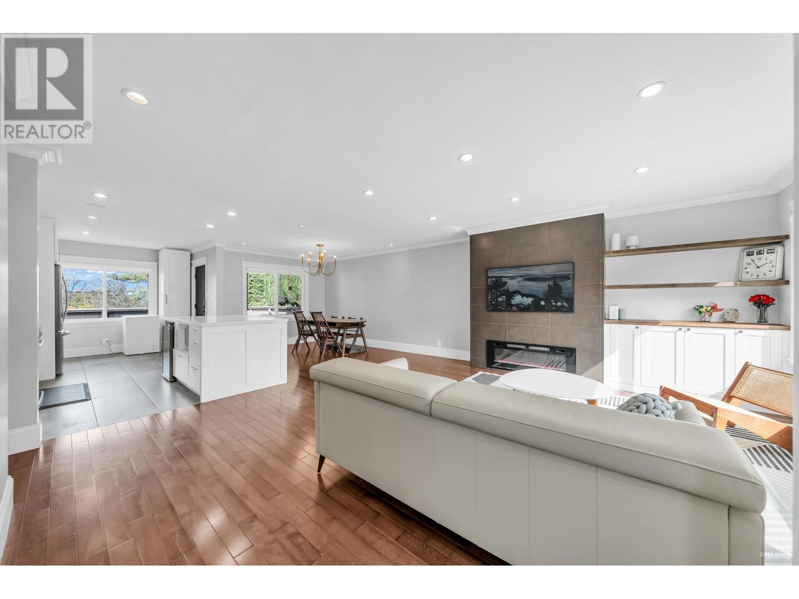 4421 Price Crescent, Burnaby, British Columbia  V5G 2N5 - Photo 15 - R2979256