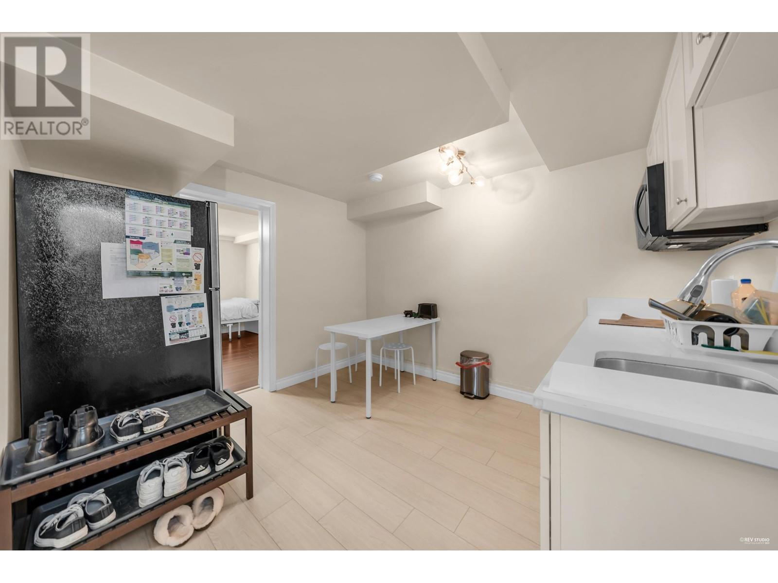 4421 Price Crescent, Burnaby, British Columbia  V5G 2N5 - Photo 26 - R2979256