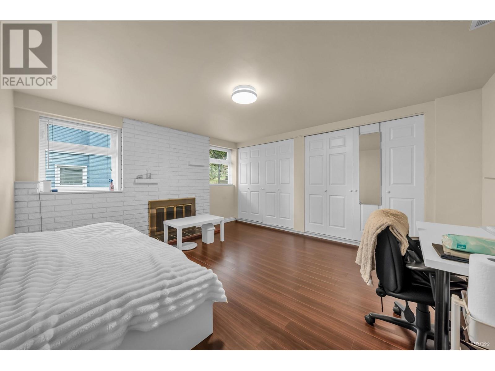 4421 Price Crescent, Burnaby, British Columbia  V5G 2N5 - Photo 30 - R2979256