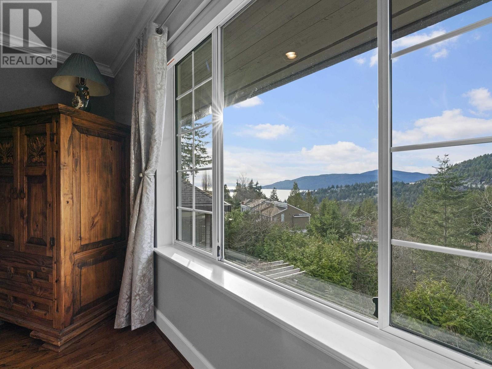 5390 Westhaven Wynd, West Vancouver, British Columbia  V7W 3E8 - Photo 8 - R2979288