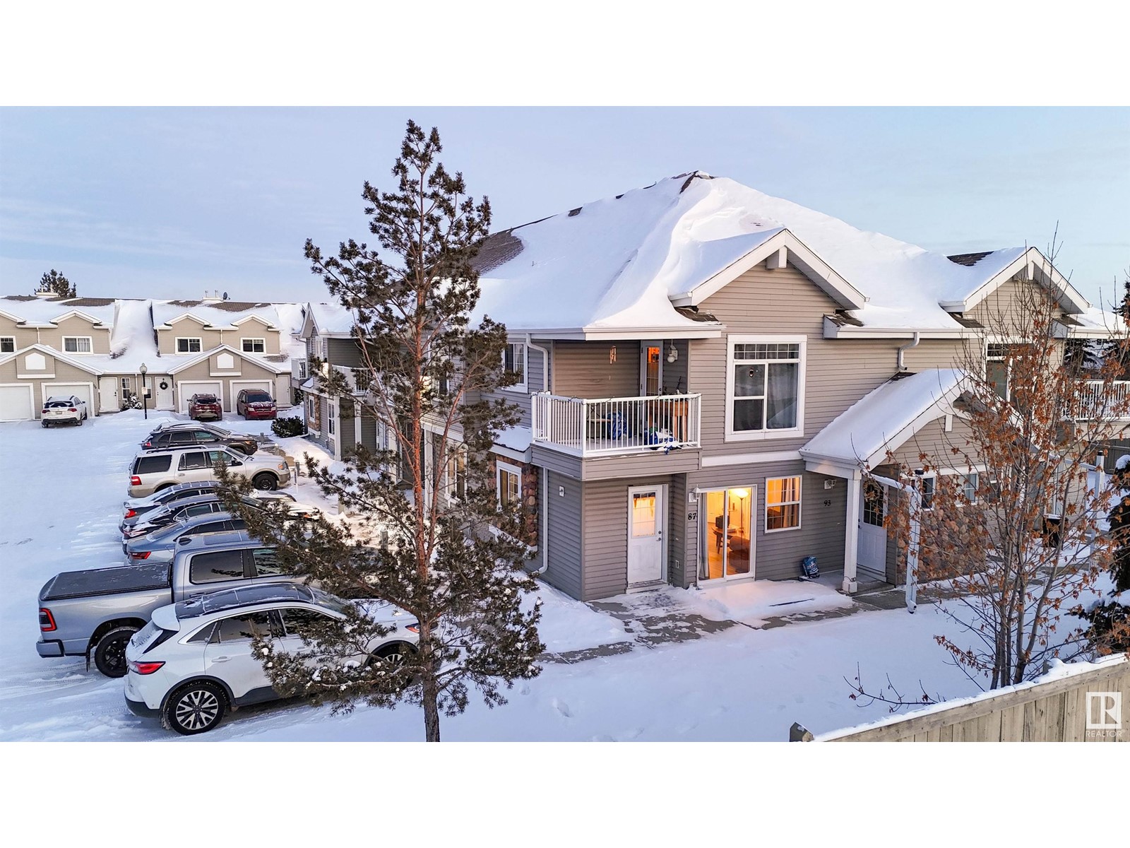Property at #87 150 EDWARDS DR SW image 3