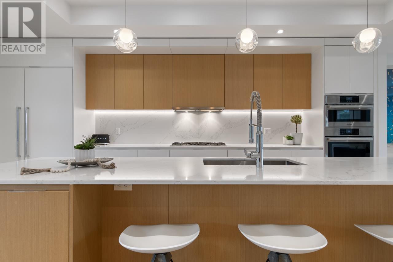 452 E 5th Street, North Vancouver, British Columbia  V7L 0E8 - Photo 10 - R2977054