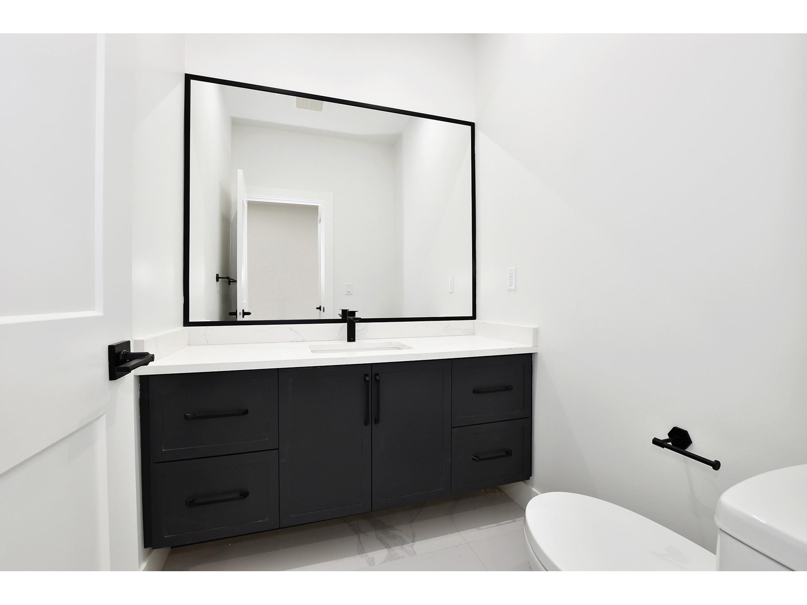 34030 Parr Avenue, Mission, British Columbia  V2V 6B2 - Photo 18 - R2978886