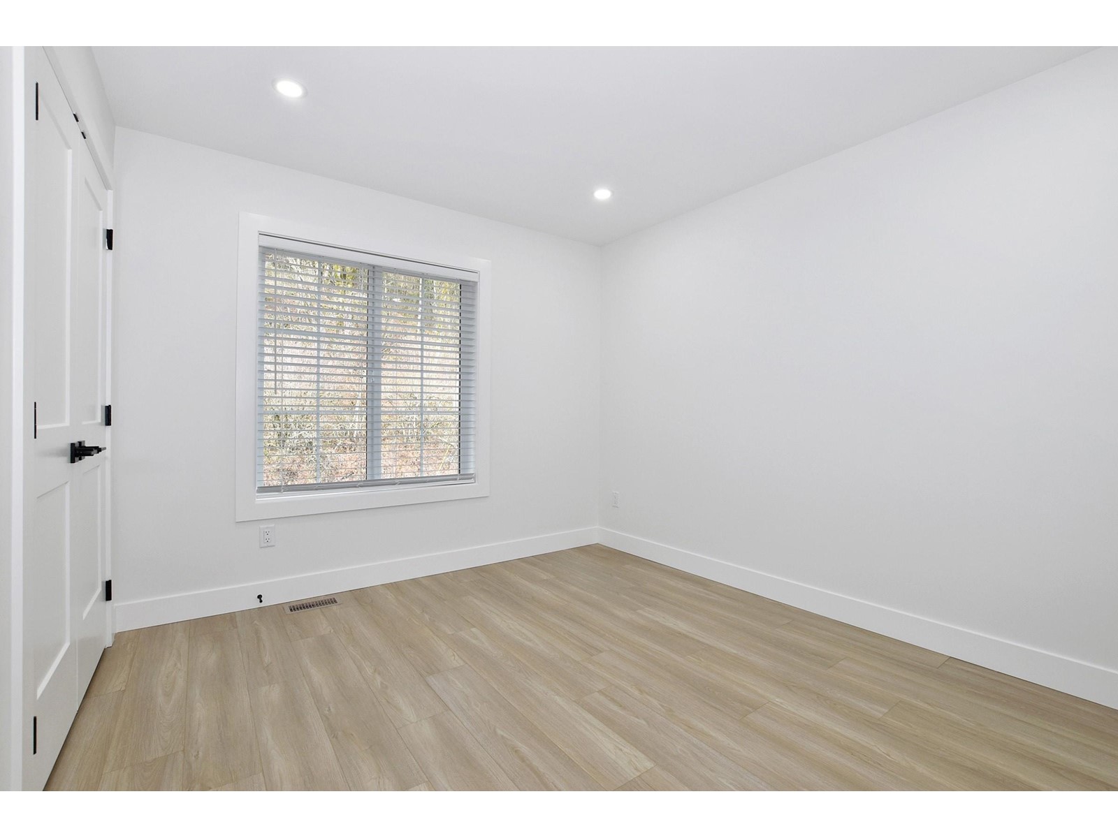 34030 Parr Avenue, Mission, British Columbia  V2V 6B2 - Photo 26 - R2978886