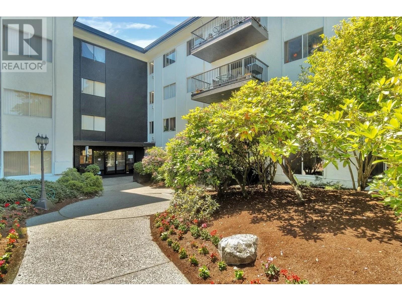 614 707 Esquimalt Road, Other Islands, British Columbia  V9A 3L7 - Photo 11 - R2966105