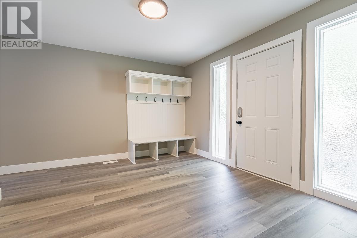 Property at 7430 Crowfoot Drive image 5