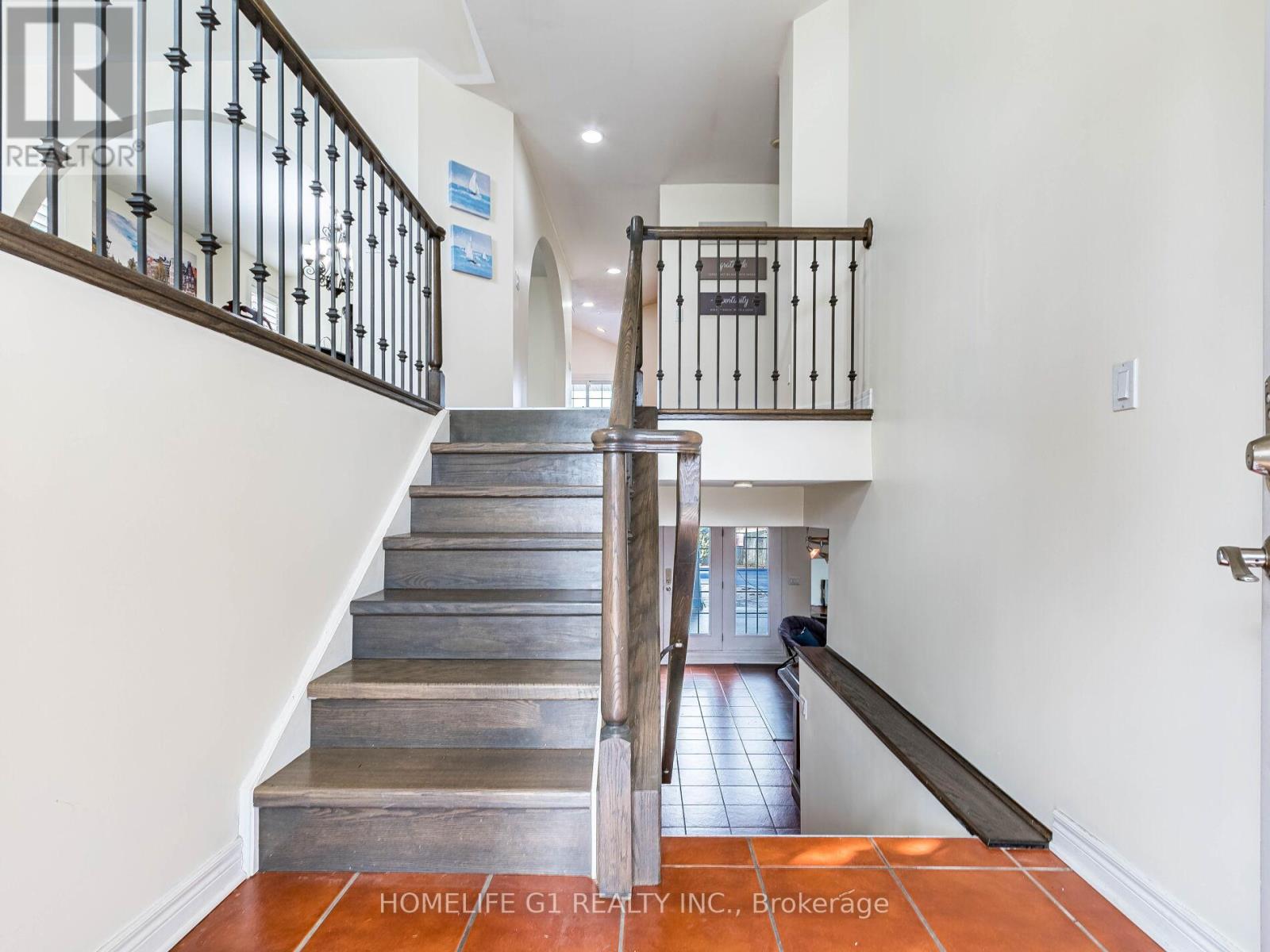 Property at 8207 BEAVER GLEN image 4