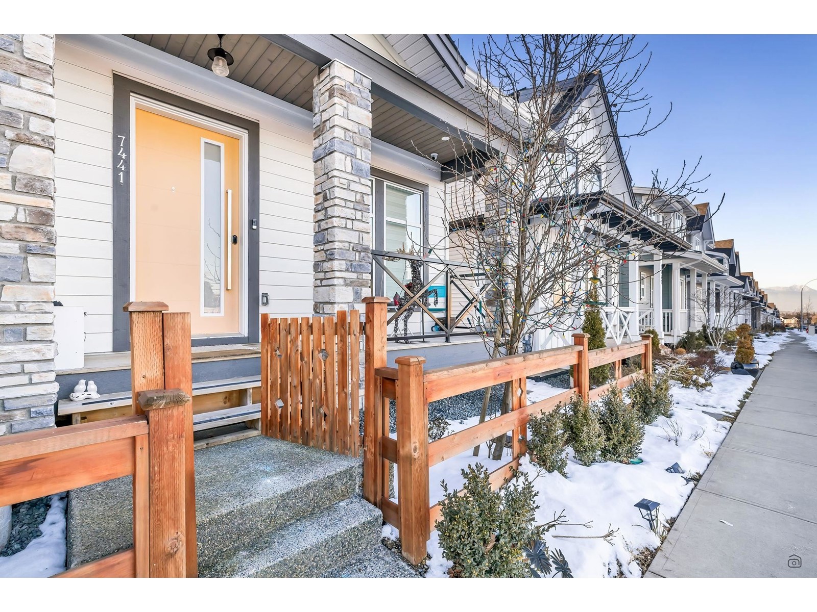 Property at 7441 197 STREET image 2