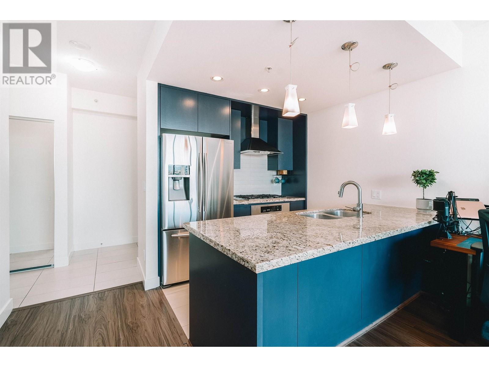 2905 7088 18th Avenue, Burnaby, British Columbia  V3N 0A2 - Photo 3 - R2978419