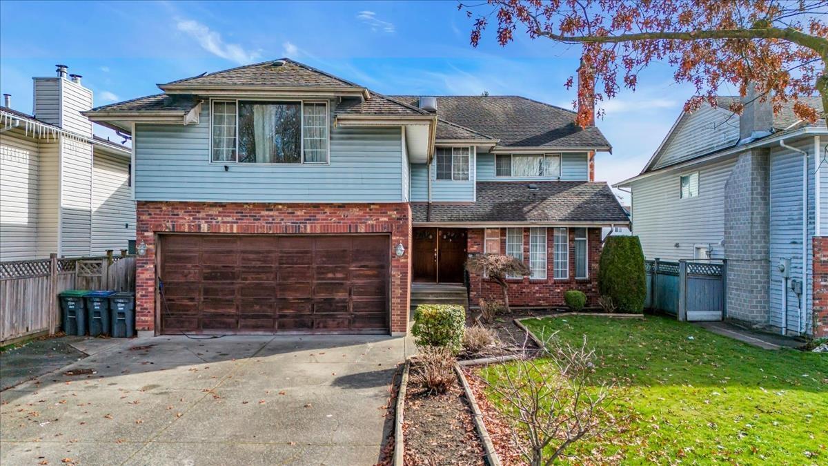7688 124 Street, Surrey, British Columbia  V3W 3X5 - Photo 2 - R2979153