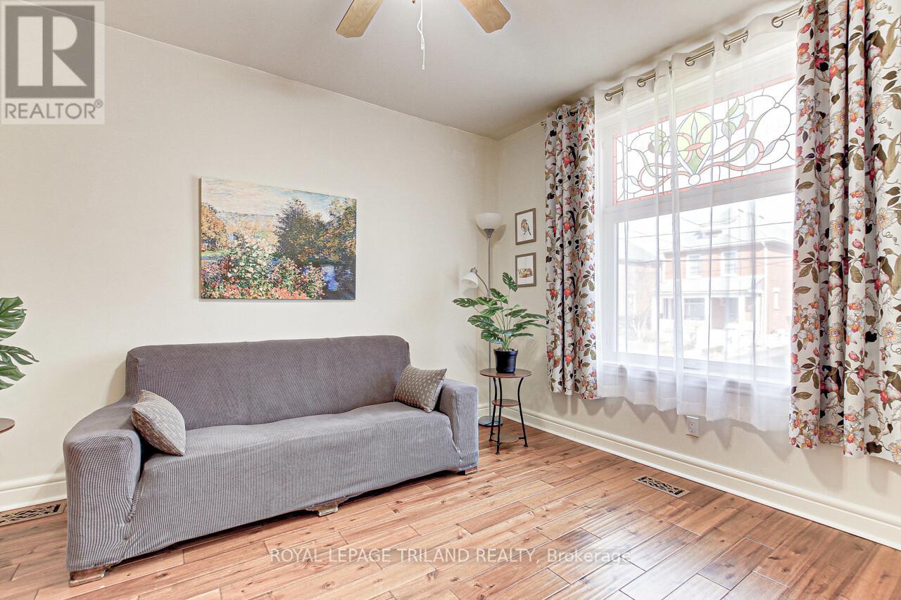 Photo 6 of 36 for 24 Gladstone Avenue