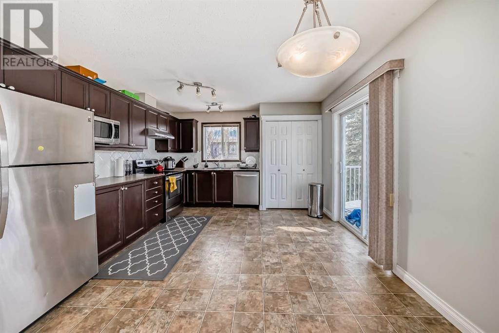 6593 Pinecliff Grove Ne, Calgary, Alberta  T1Y 7K8 - Photo 10 - A2188581