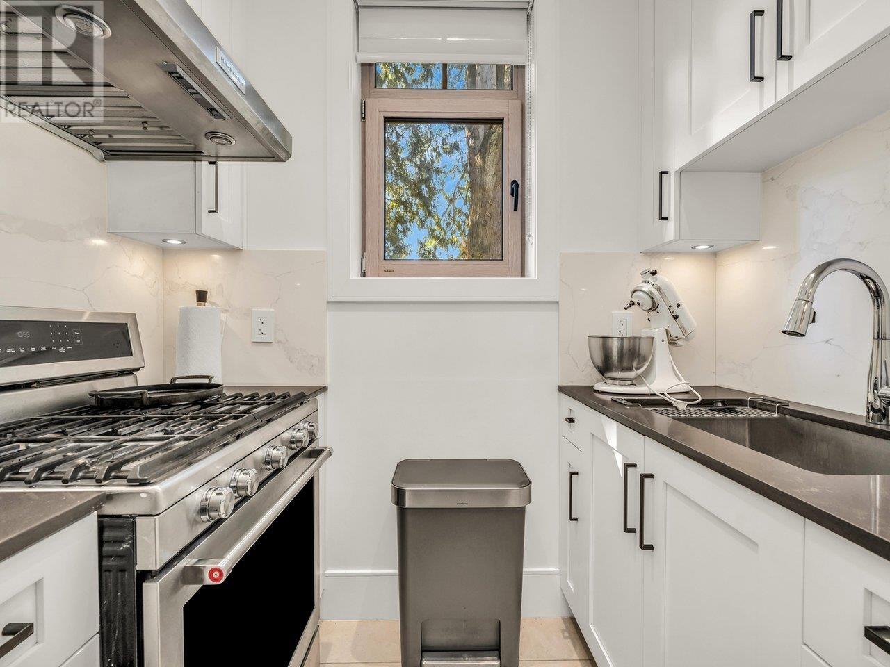 3410 W 43rd Avenue, Vancouver, British Columbia  V6N 3J7 - Photo 11 - R2969894