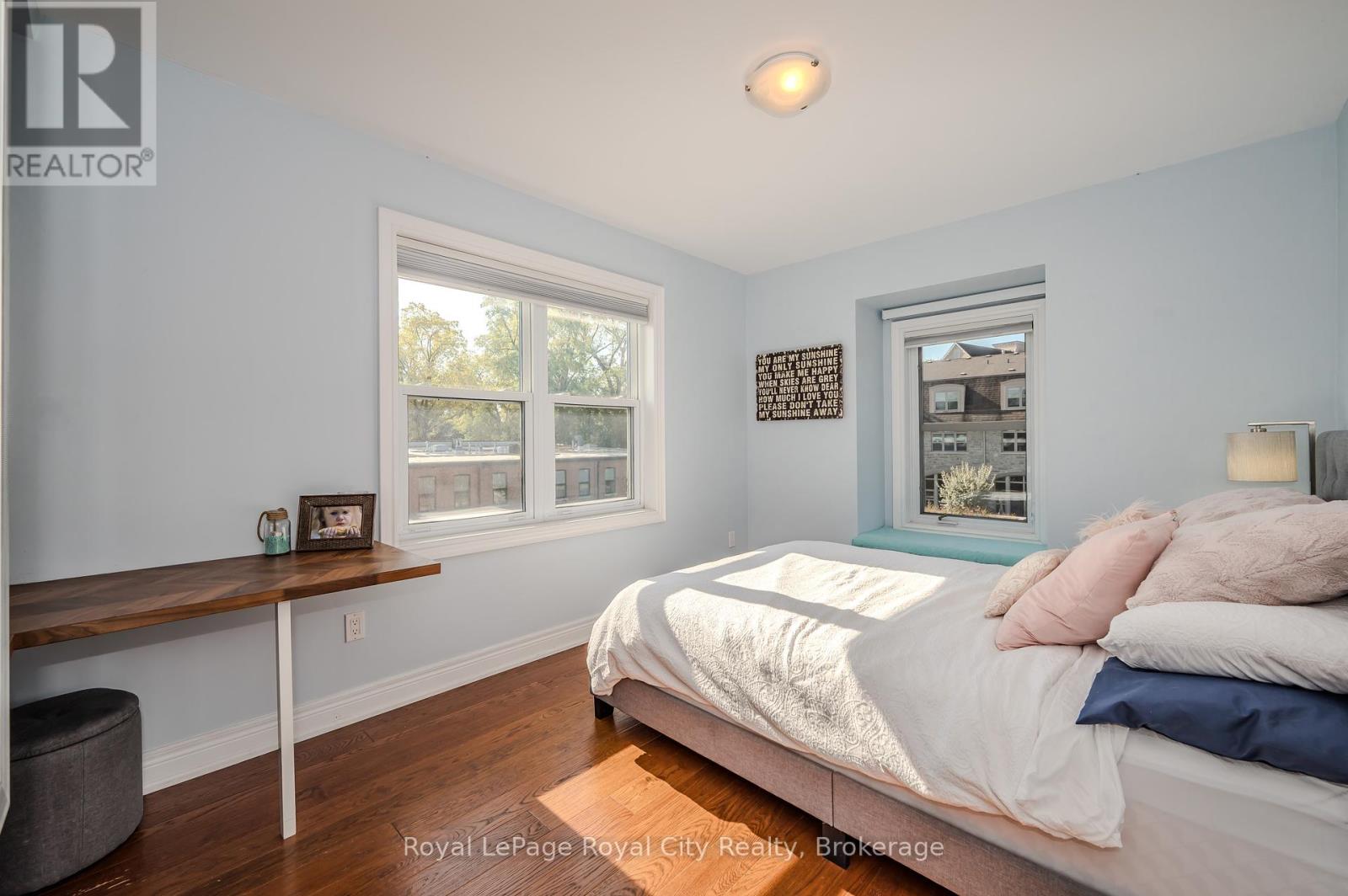 90 Cardigan Street, Guelph, Ontario  N1H 0A4 - Photo 40 - X12026904