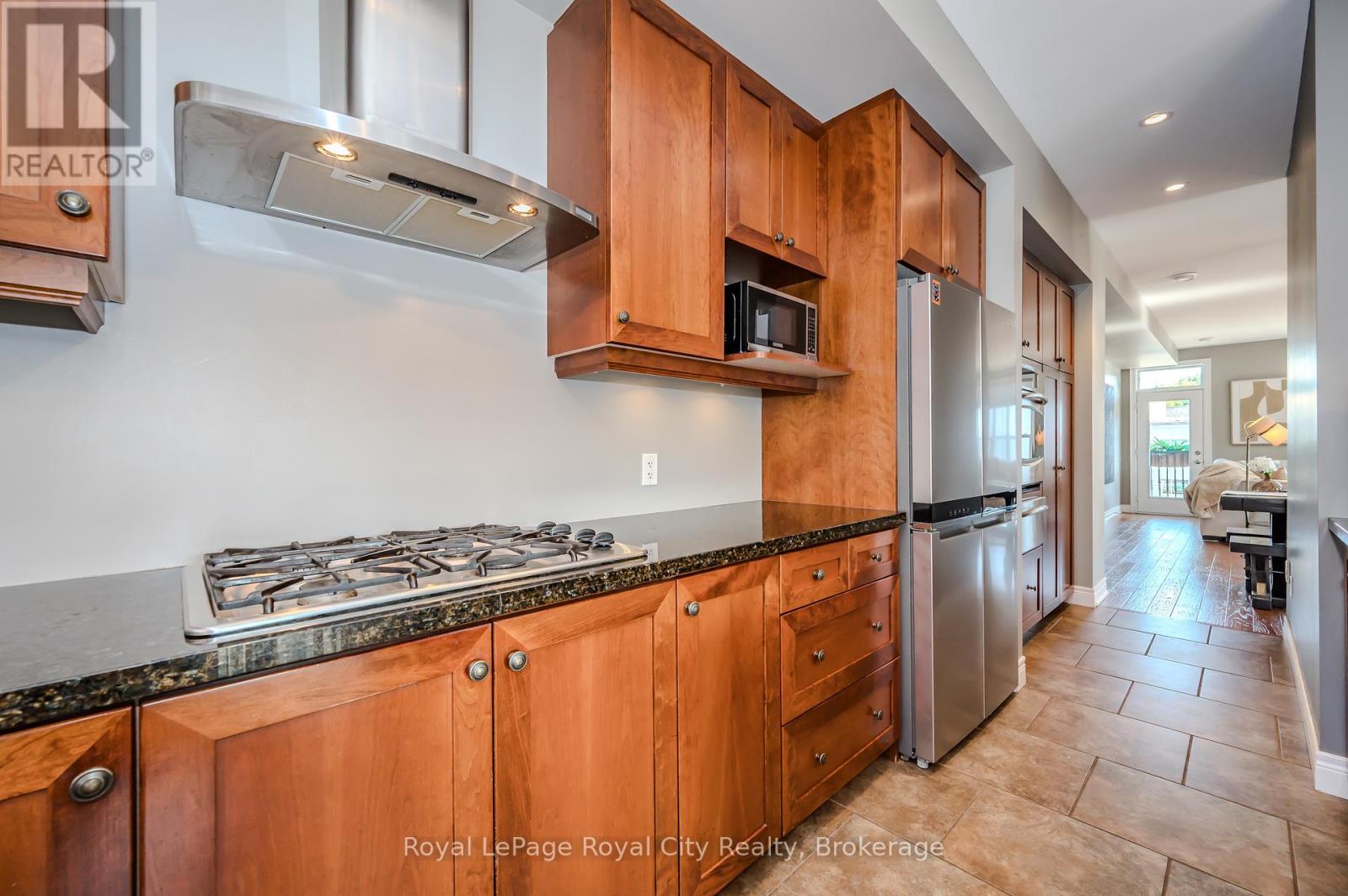 90 Cardigan Street, Guelph, Ontario  N1H 0A4 - Photo 23 - X12026904