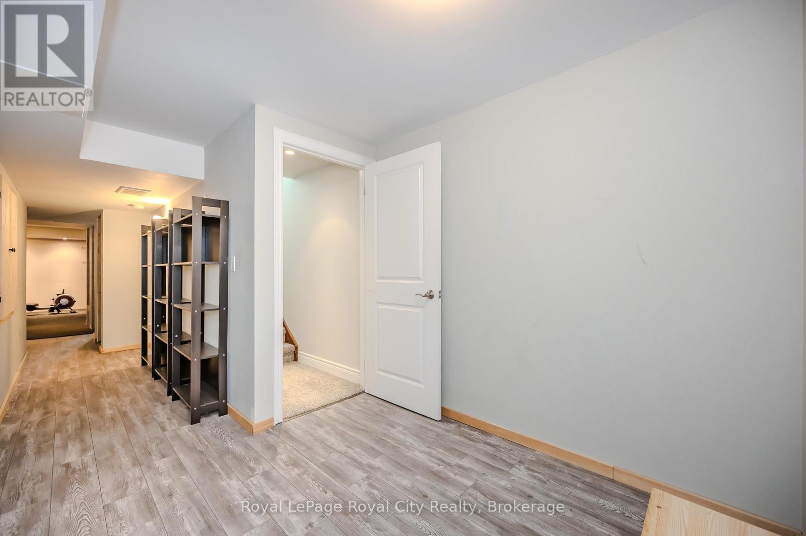 90 Cardigan Street, Guelph, Ontario  N1H 0A4 - Photo 45 - X12026904