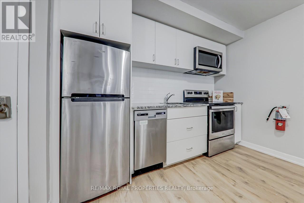 Property at 74 - 1760 SIMCOE STREET N image 5