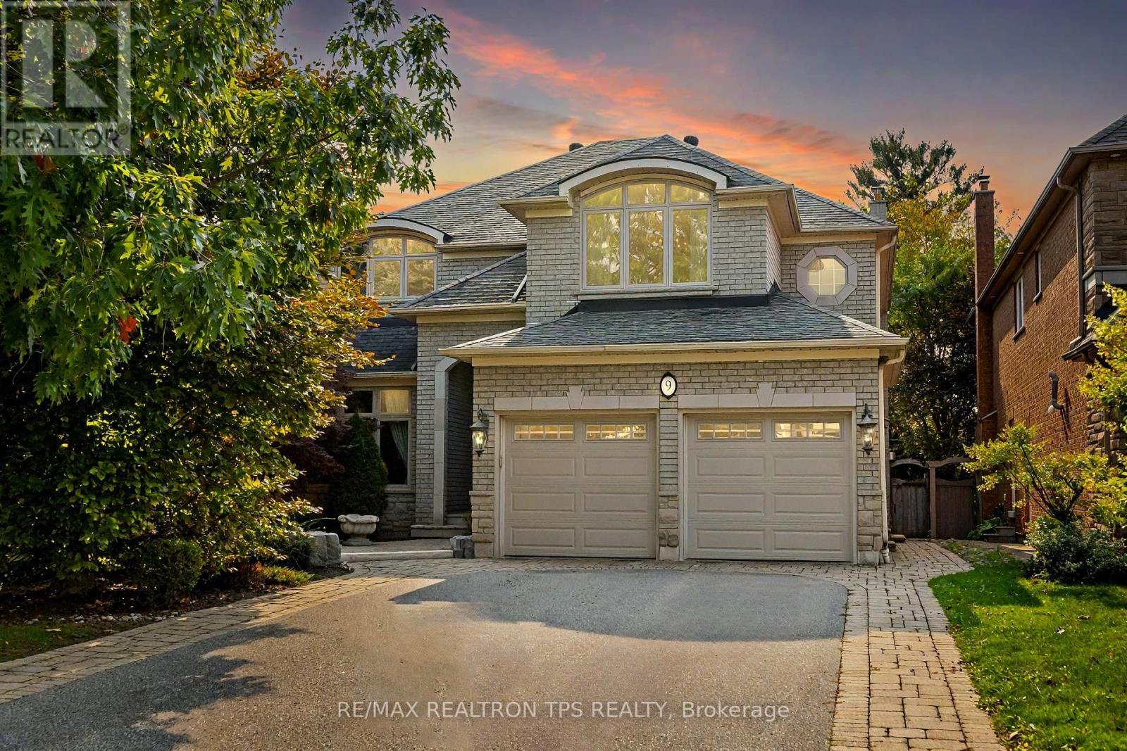 Property at 9 WINTERPORT COURT image 1